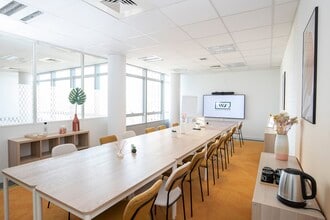 5 Rue Pleyel, Saint-Denis for lease Interior Photo- Image 2 of 3