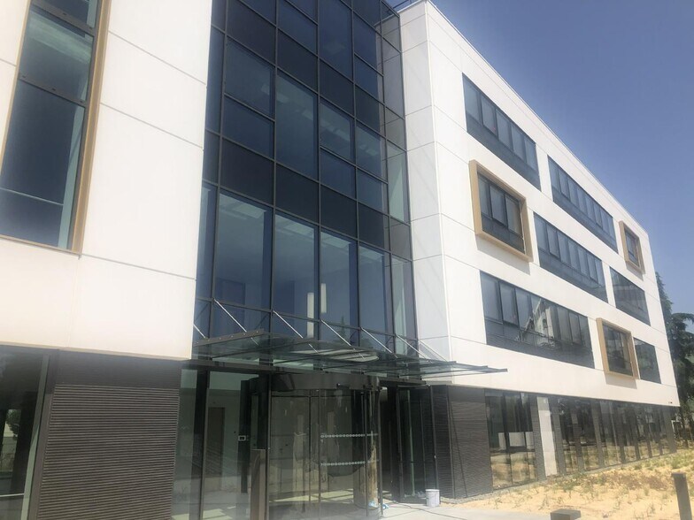 7 Rue Alain Fournier, Toulouse à louer - Photo du bâtiment - Image 3 de 16