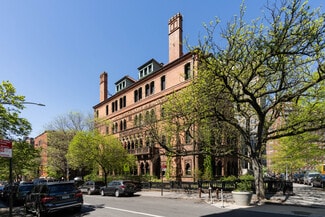 More details for 25 8th Ave, Brooklyn, NY - Office for Sale