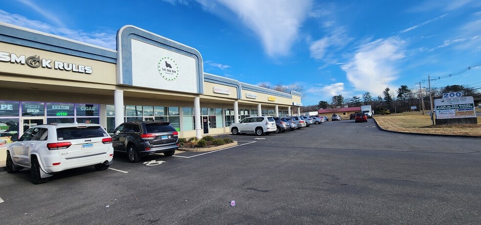 200 Church St, Wallingford, CT for lease - Building Photo - Image 3 of 9