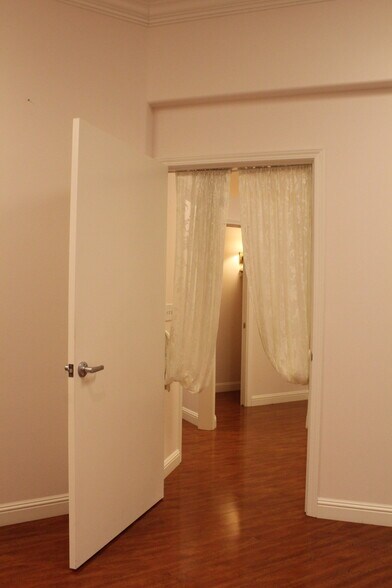 2234 El Camino Real, Santa Clara, CA à louer - Photo du bâtiment - Image 3 de 17