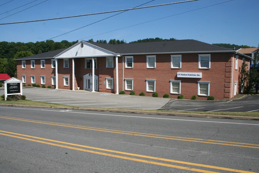2255-2275 Philadelphia St, Indiana, PA à louer - Photo principale - Image 1 de 2