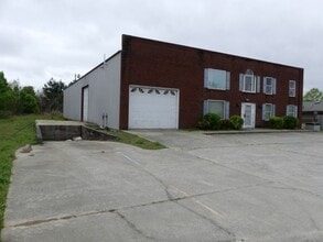 750 E New Hope Rd, Goldsboro, NC for lease Building Photo- Image 2 of 16