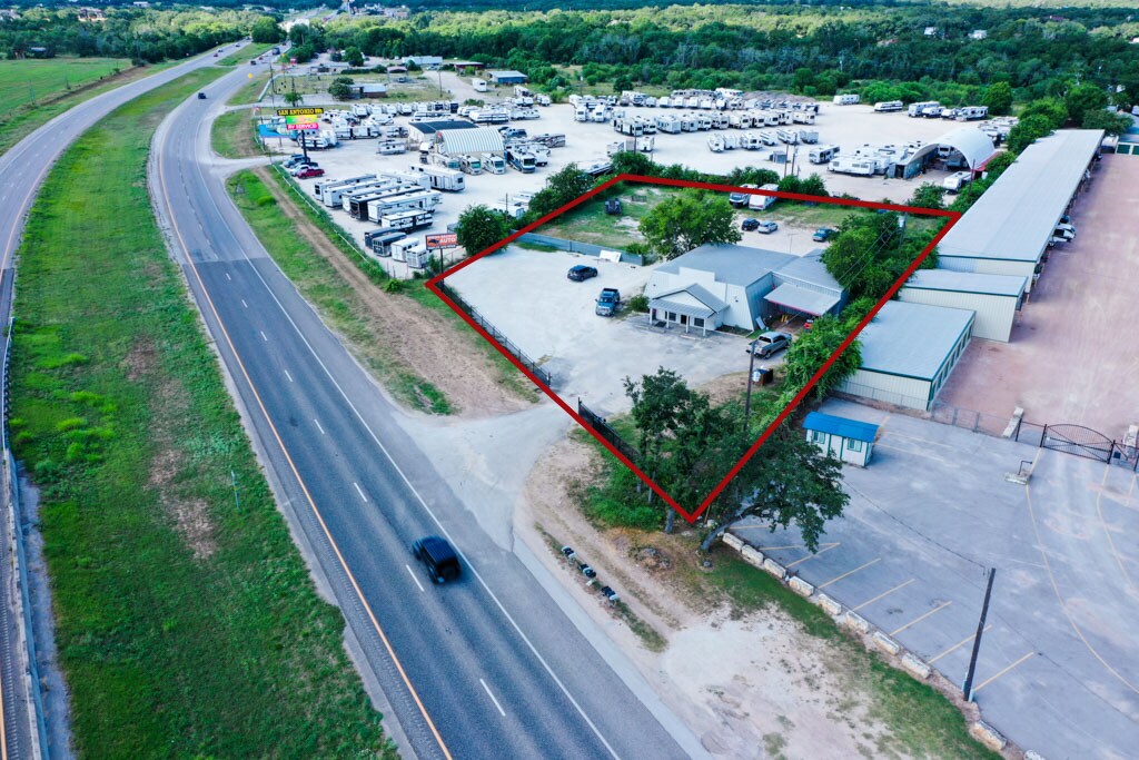 8491 US Highway 281 N, Spring Branch, TX à vendre Photo du bâtiment- Image 1 de 1