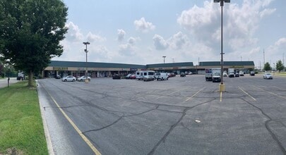 1959-2007 Morse Rd, Columbus, OH à louer Photo du bâtiment- Image 1 de 1