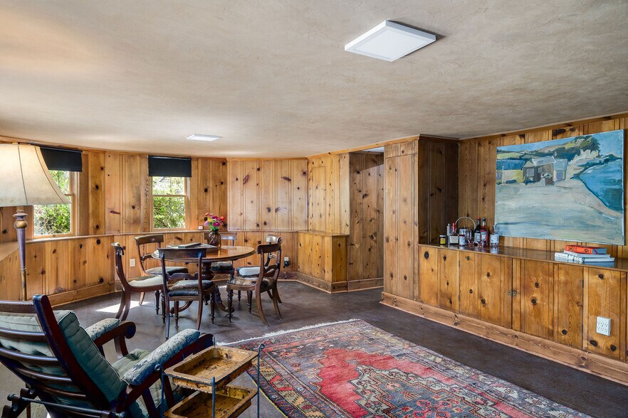 2230 1st St, Napa, CA à vendre - Photo du bâtiment - Image 3 de 8