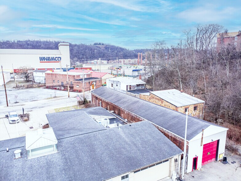 454 W 8th Ave, West Homestead, PA à louer - Photo du bâtiment - Image 2 de 7