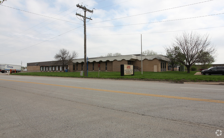 1701 Southern Rd, Kansas City, MO for sale - Primary Photo - Image 1 of 1