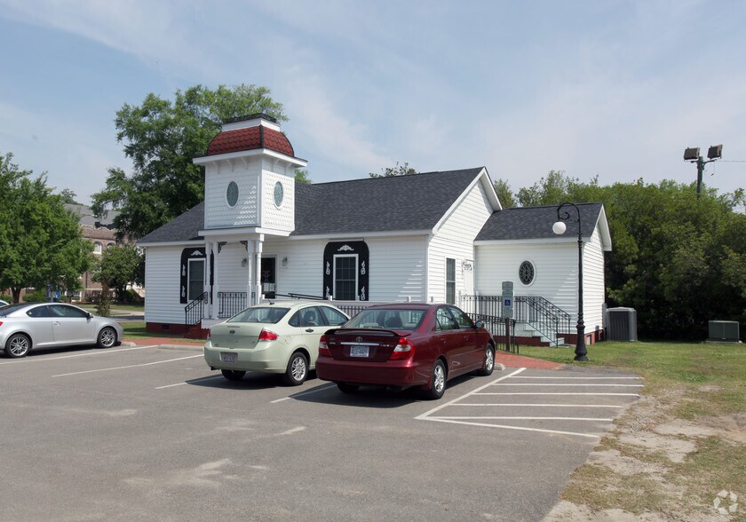 420 S Main St, Laurinburg, NC à vendre - Photo du bâtiment - Image 3 de 16