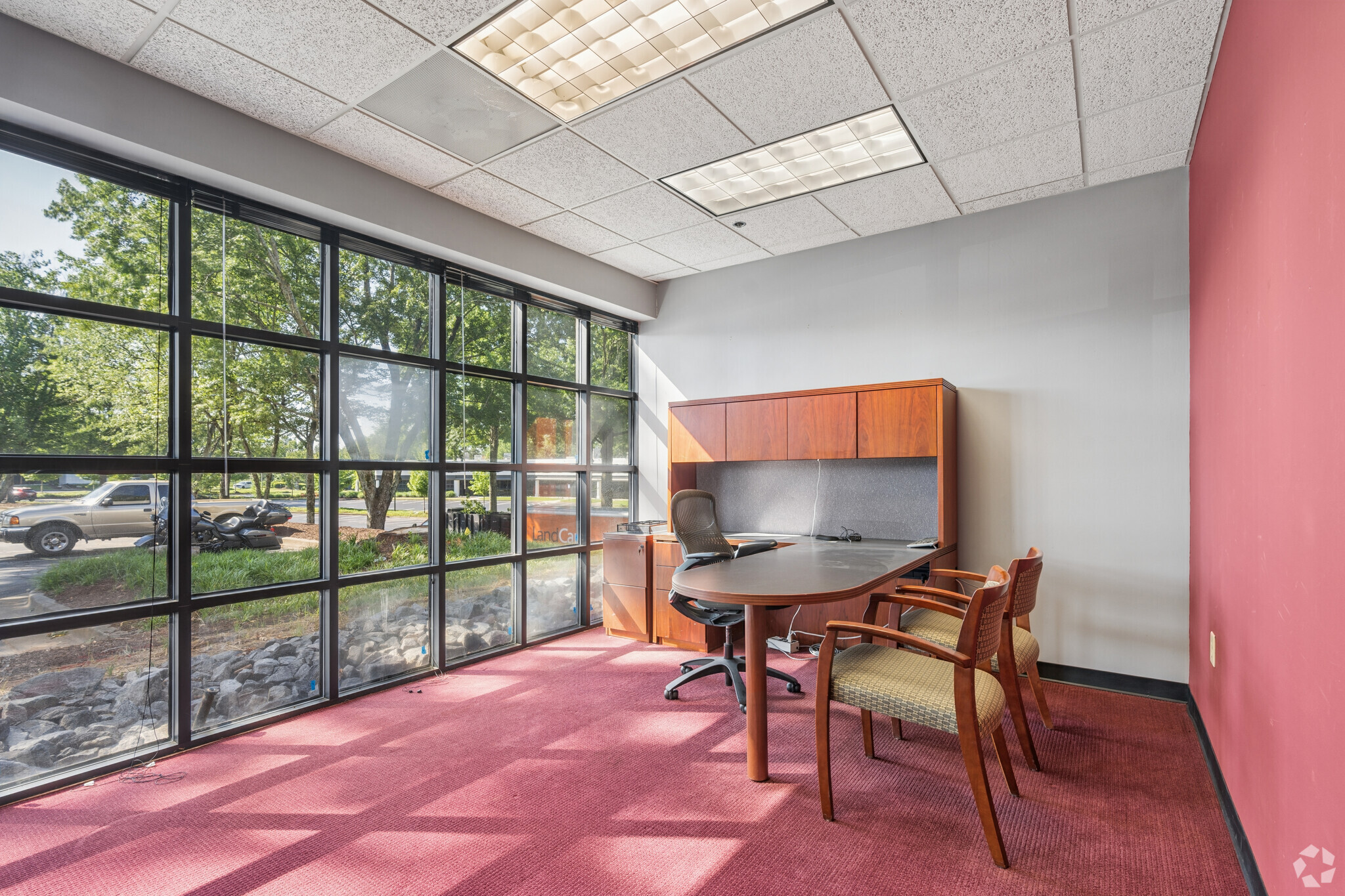 1000 Holcomb Woods Pky, Roswell, GA for lease Interior Photo- Image 1 of 4