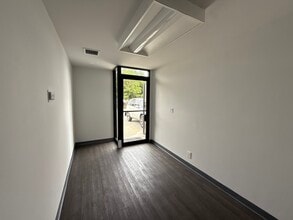 8101-8117 Orion Ave, Van Nuys, CA for lease Interior Photo- Image 2 of 5