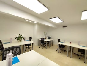 Calle de Edgar Neville, 6-8, Madrid, Madrid for lease Interior Photo- Image 2 of 4