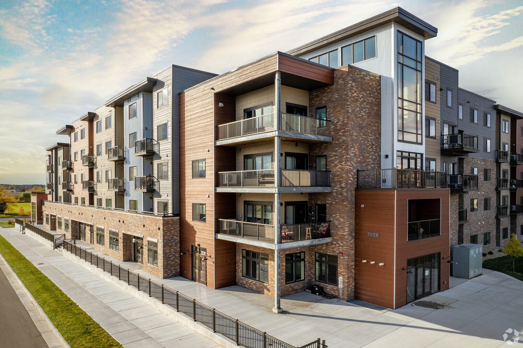 7628 Lisa Ln, Middleton, WI à vendre Photo du bâtiment- Image 1 de 1