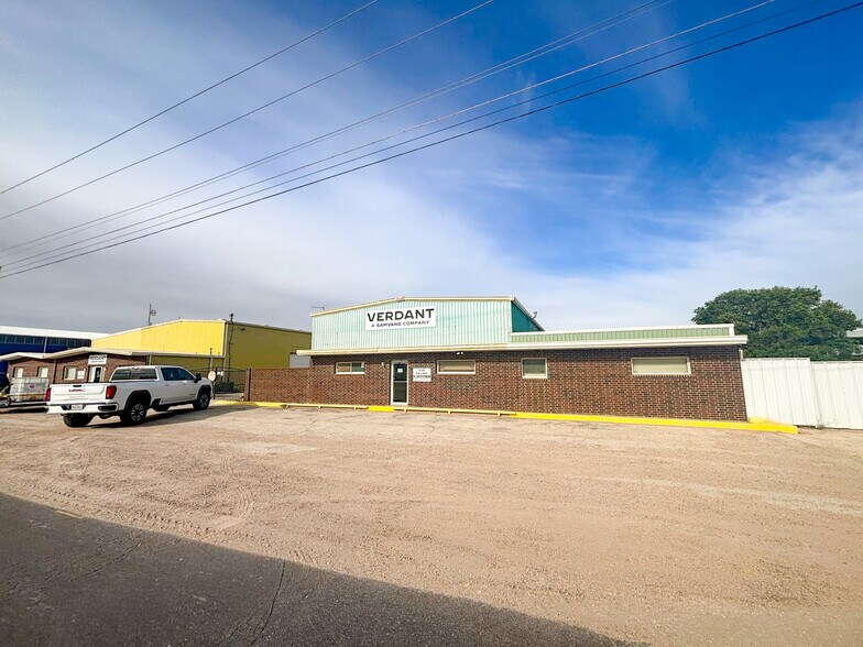 3803 Mankins Ave, Odessa, TX à vendre - Photo du bâtiment - Image 2 de 36