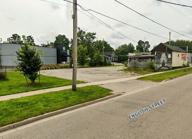 95 Caradoc St S, Strathroy, ON à vendre Photo du bâtiment- Image 1 de 3