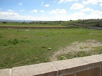 Plus de détails pour Terrain à vendre