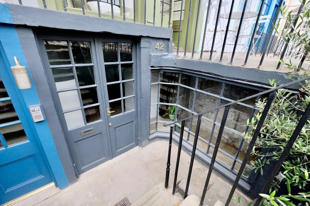 42 Dundas St, Edinburgh for sale Building Photo- Image 1 of 9