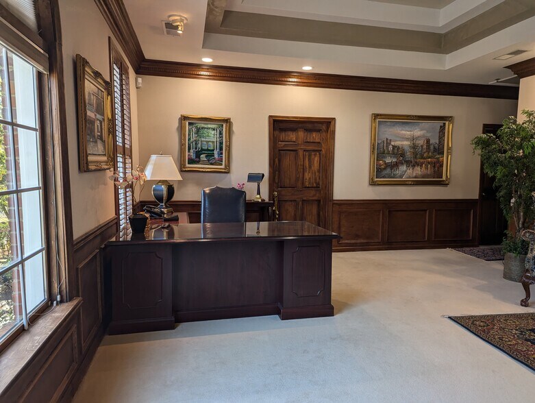 1560 Warsaw Rd, Roswell, GA à louer - Photo intérieure - Image 3 de 9