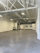 2010-2020 Lincoln Ave, Pasadena, CA for lease Building Photo- Image 2 of 8