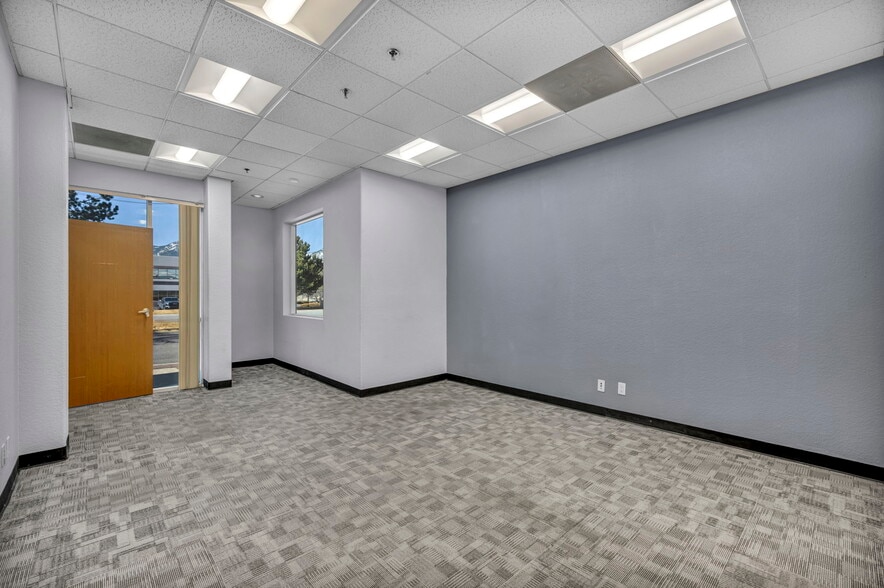 2245 Meridian Blvd, Minden, NV for lease - Building Photo - Image 3 of 15