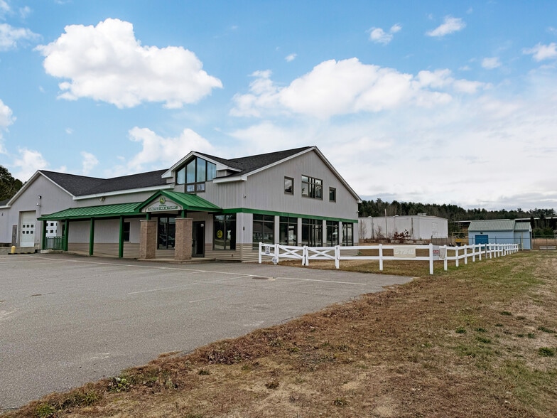 149 Sheep Davis Rd, Pembroke, NH for lease - Building Photo - Image 1 of 8