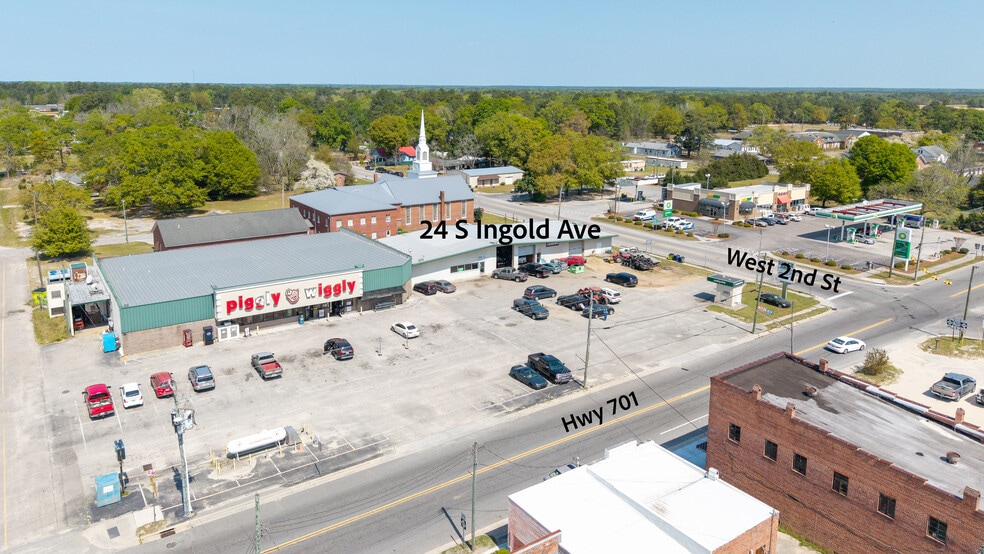 24 N Ingold Ave, Garland, NC à vendre - Photo du bâtiment - Image 2 de 23