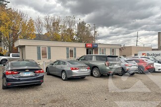 Plus de détails pour 2607 E Michigan Ave, Lansing, MI - Vente au détail à vendre