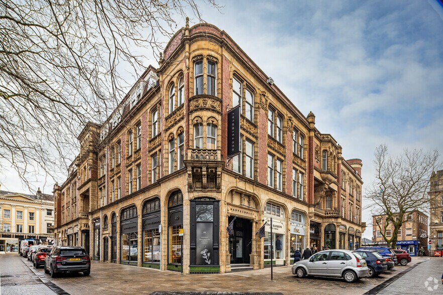 Lancaster Rd, Preston à louer - Photo du bâtiment - Image 2 de 9