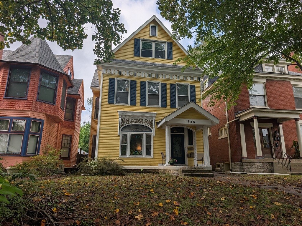 1325 Hepburn Ave, Louisville, KY à vendre Photo principale- Image 1 de 35