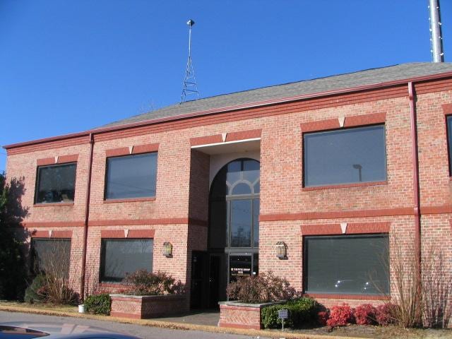 3525 Ridge Meadow Pky, Memphis, TN for lease - Building Photo - Image 2 of 12