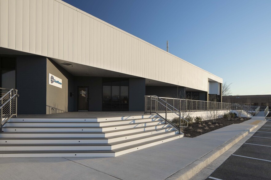 6200 Seaforth St, Baltimore, MD for lease - Building Photo - Image 2 of 16