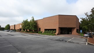 Plus de détails pour 1865 Beaver Ridge Cir, Norcross, GA - Industriel à louer