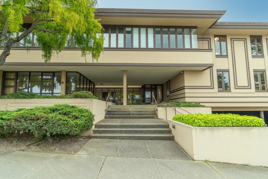 400 Camino Aguajito, Monterey, CA for lease - Building Photo - Image 2 of 32