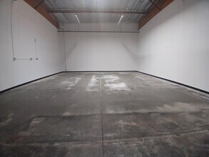 13429 Western Ave, Gardena, CA à louer Photo intérieure- Image 1 de 4