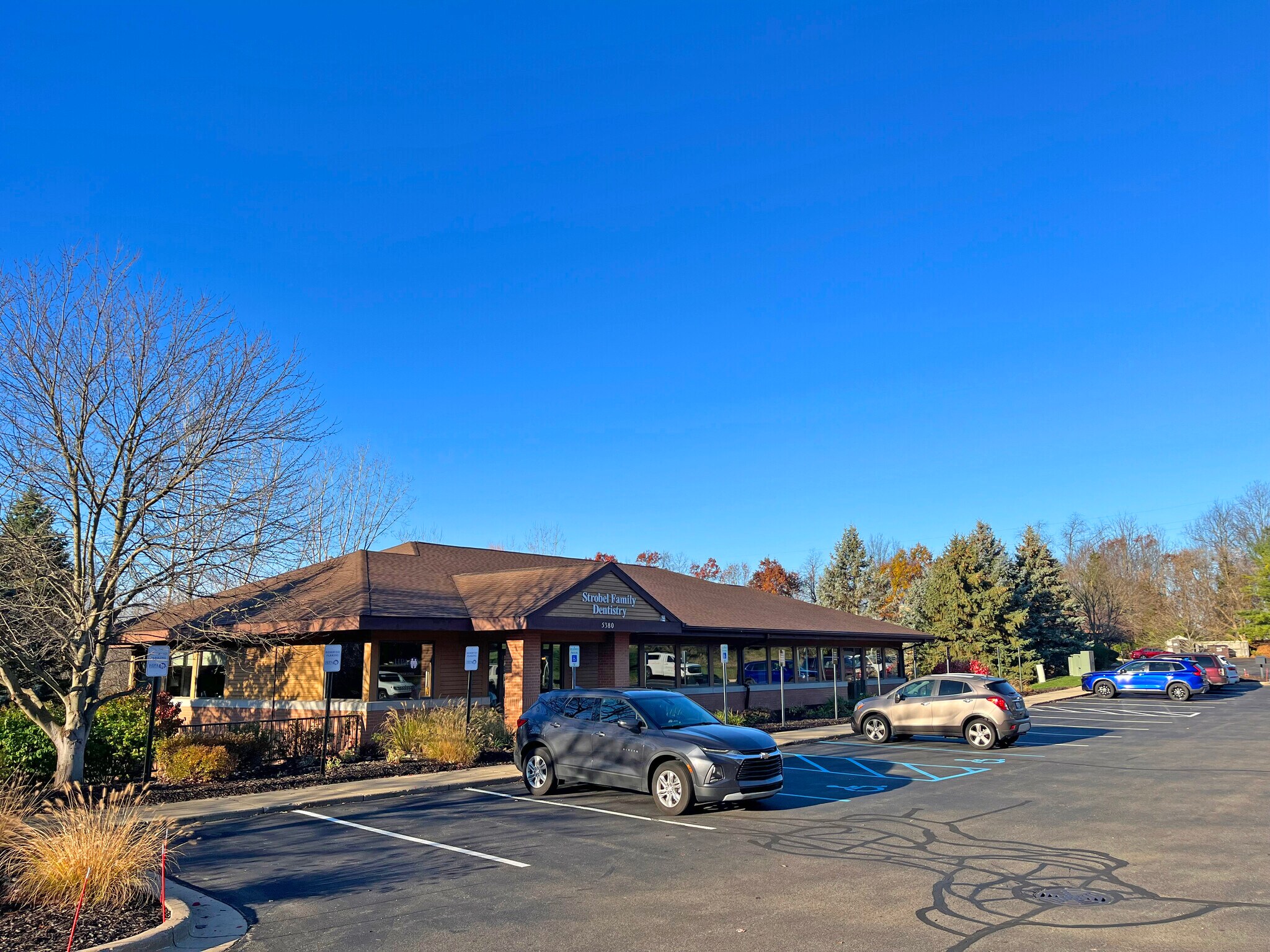 5380 Cascade Rd SE, Grand Rapids, MI for sale Building Photo- Image 1 of 11