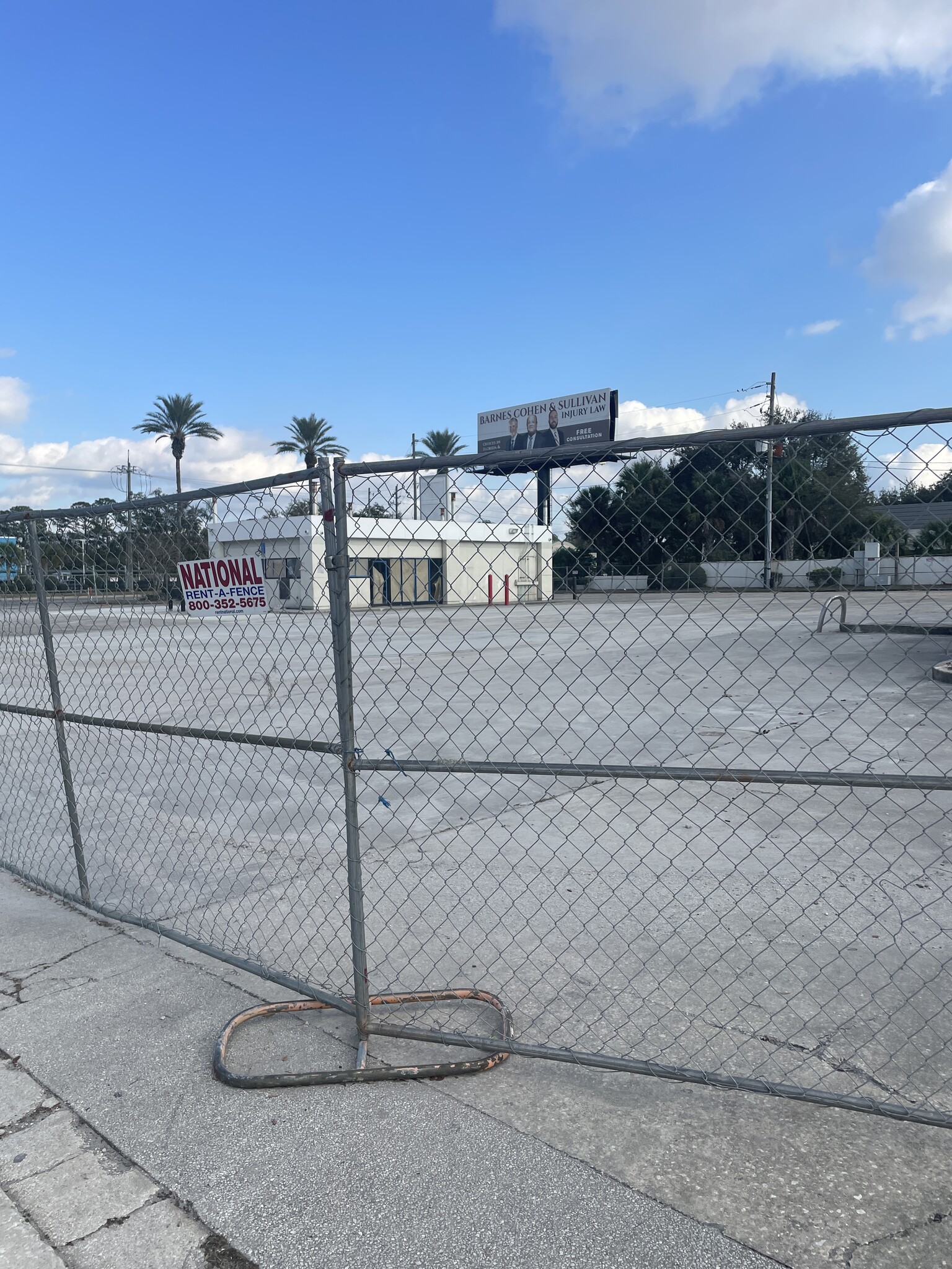 3708 Philips Hwy, Jacksonville, FL for lease Building Photo- Image 1 of 2