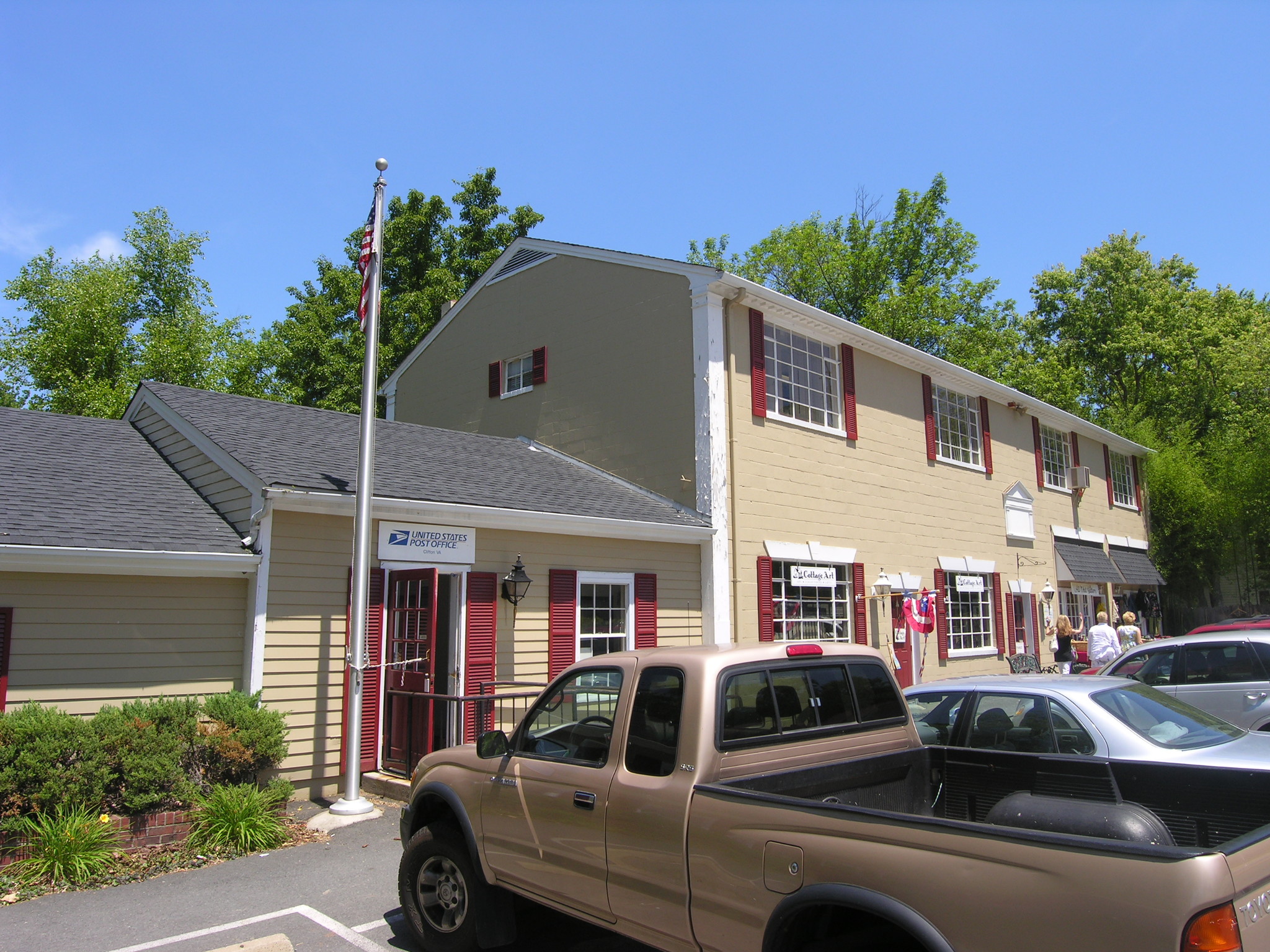 12644 Chapel Rd, Clifton, VA for sale Primary Photo- Image 1 of 1