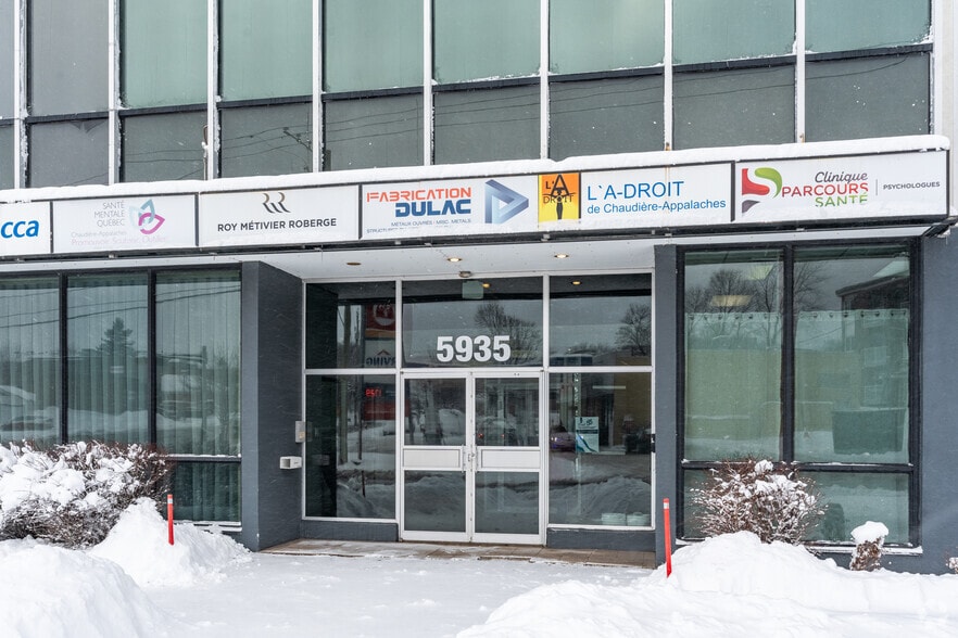 5935 Rue Saint-Georges, Lévis, QC for lease - Building Photo - Image 3 of 3