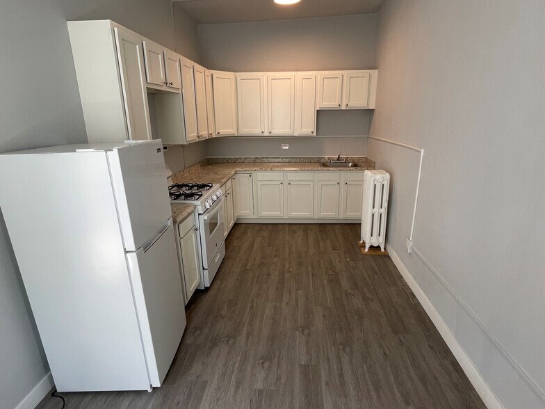 1755 S Broadway, Denver, CO à vendre - Photo intérieure - Image 3 de 5