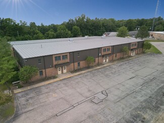 Plus de détails pour 12375 Kinsman Rd, Newbury, OH - Bureau, Industriel à louer