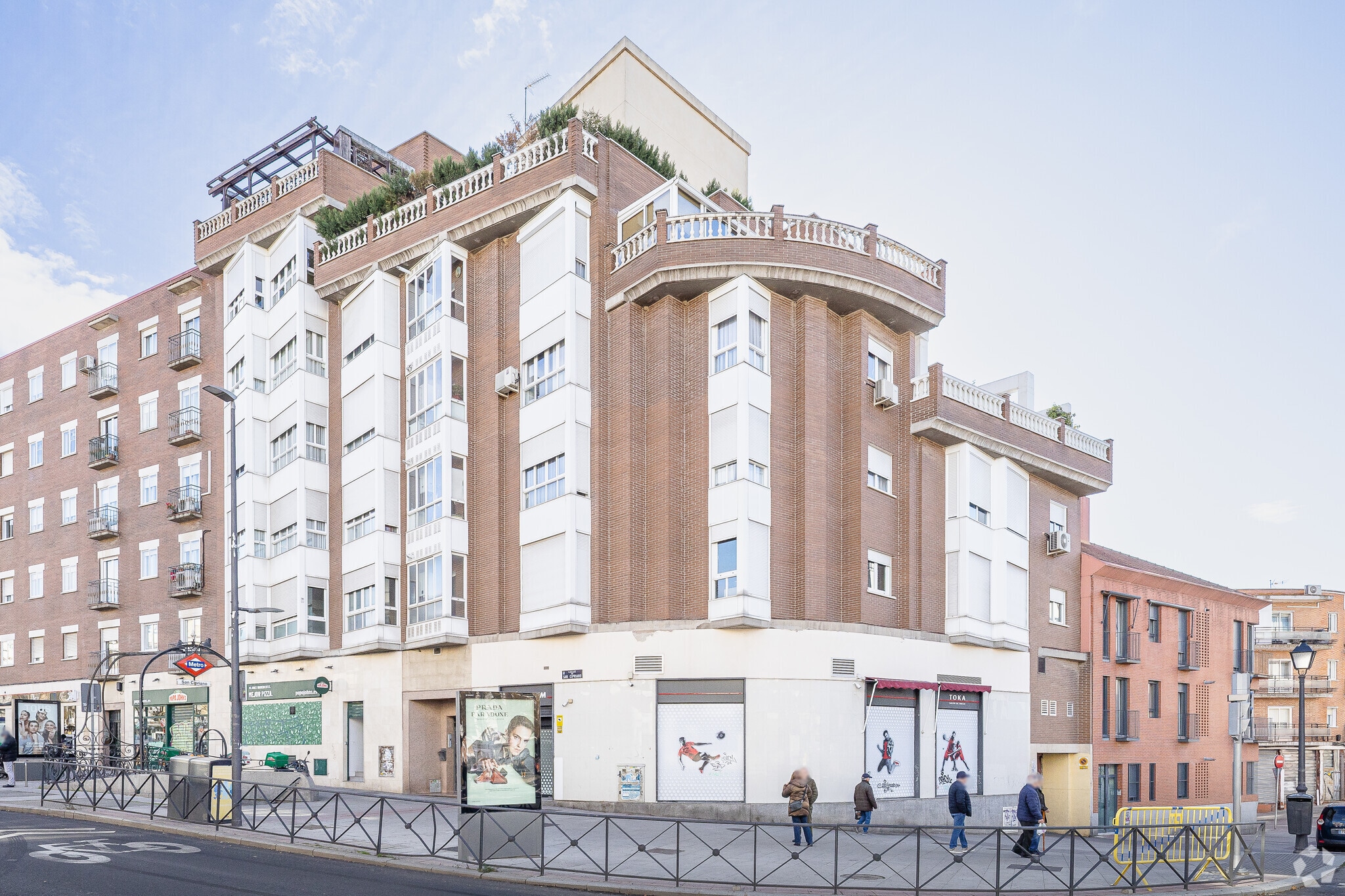 Calle San Cipriano, 44, Madrid, Madrid for lease Primary Photo- Image 1 of 3