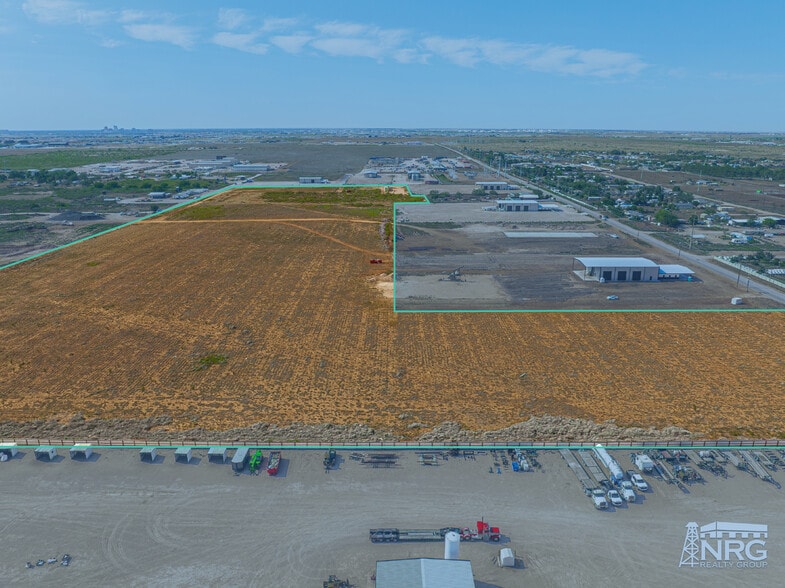 5500 S County Road 1160, Midland, TX à vendre - Photo du bâtiment - Image 3 de 4