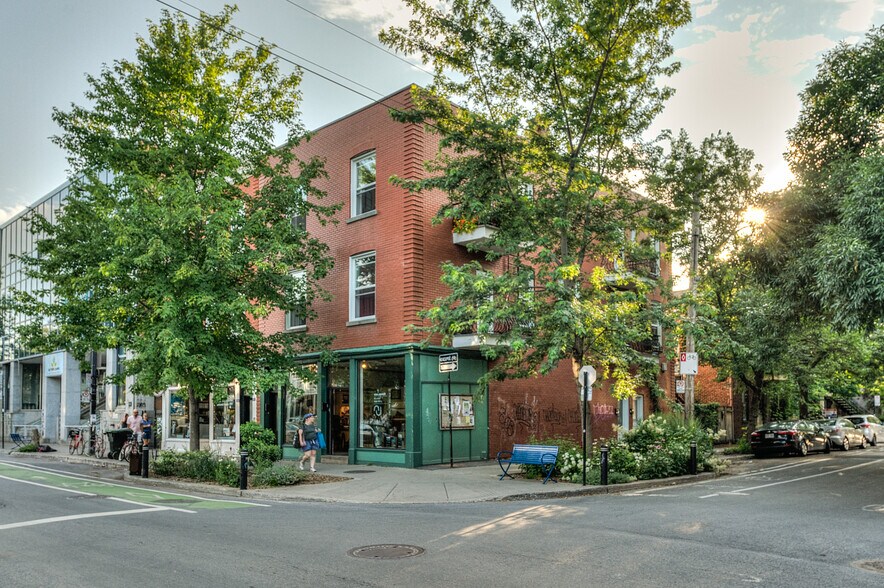 1395-1397 Av Laurier E, Montréal, QC à vendre - Photo du bâtiment - Image 1 de 1