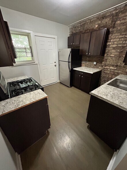 11327 S King Dr, Chicago, IL à vendre - Photo du bâtiment - Image 3 de 7