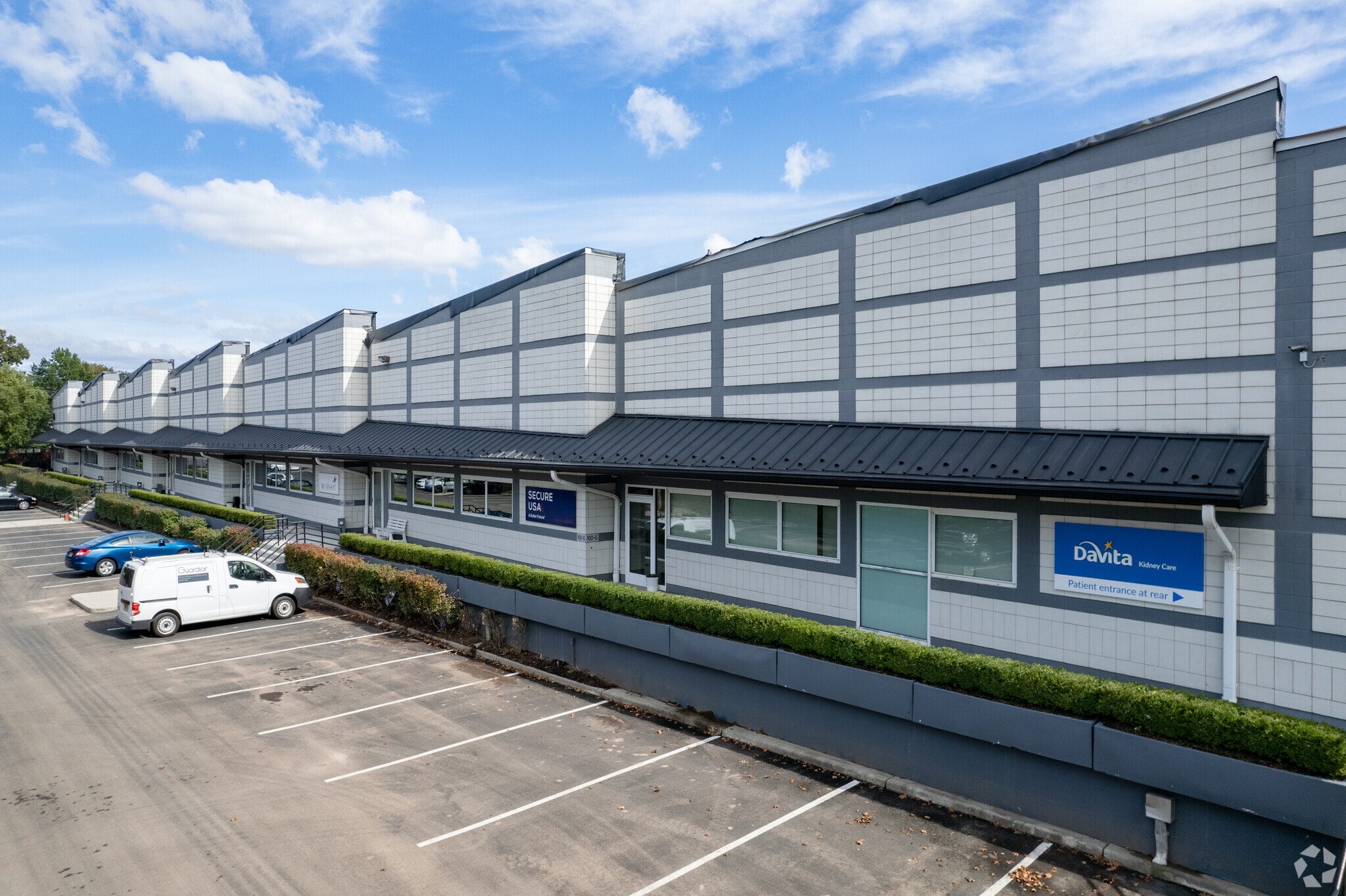 100 W Forest Ave, Englewood, NJ à louer Photo principale- Image 1 de 6