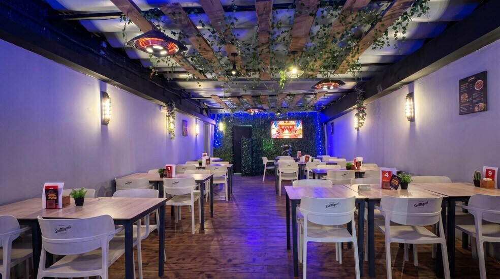 Retail in Calella, Barcelona for lease - Interior Photo - Image 2 of 3