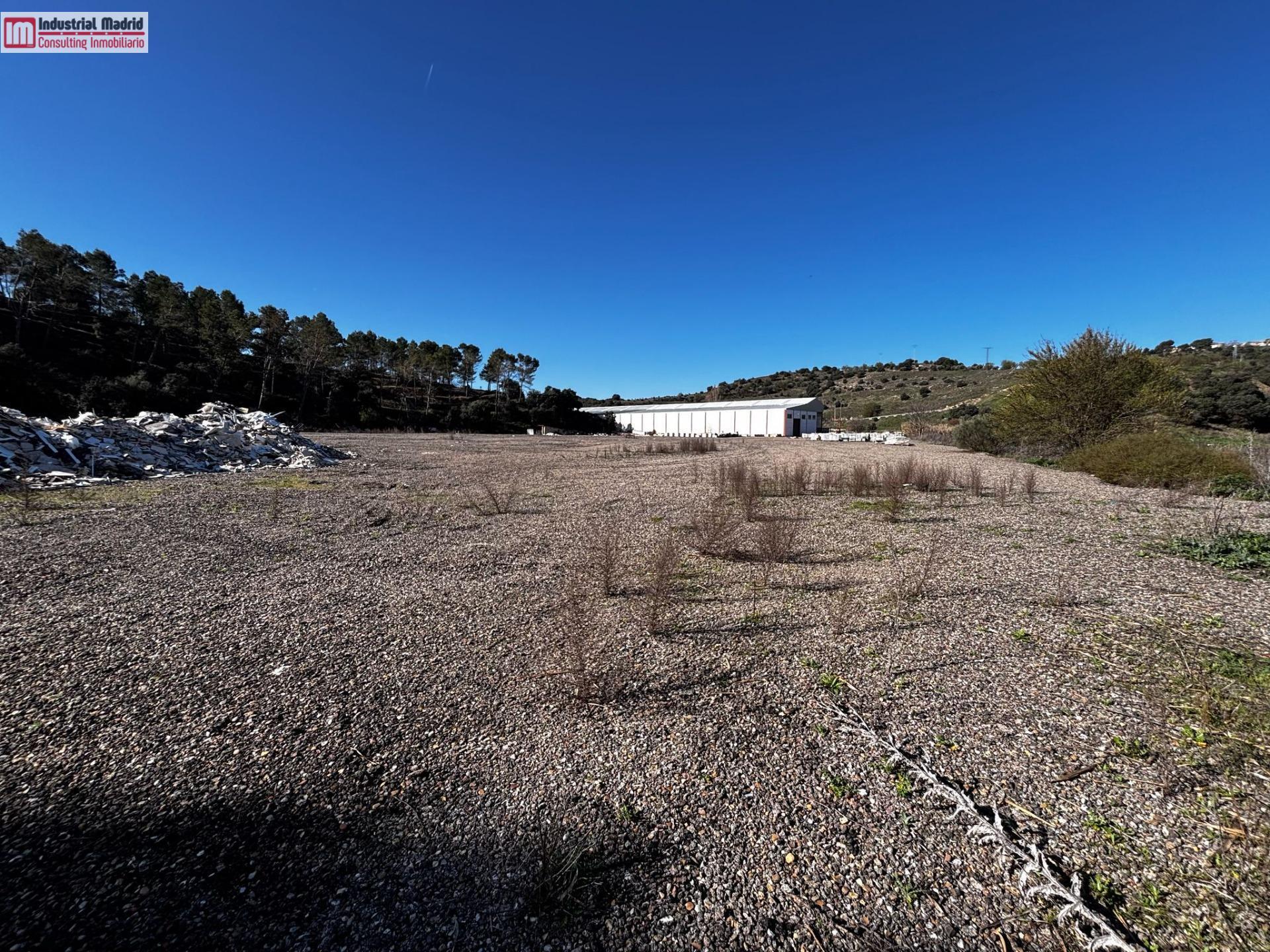 Terrain dans Valdelaguna, Madrid à louer Plan d’étage- Image 1 de 6