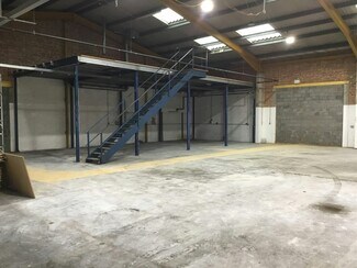 Plus de détails pour 15 Edison Rd, Eastbourne - Industriel à vendre