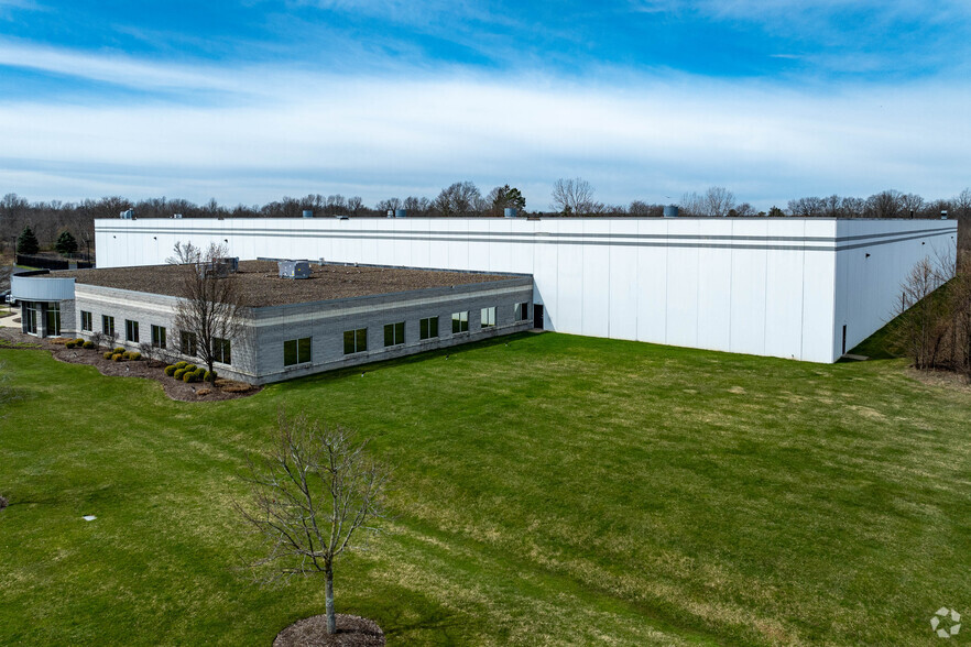 4600 Prosper Dr, Stow, OH for sale - Primary Photo - Image 1 of 1