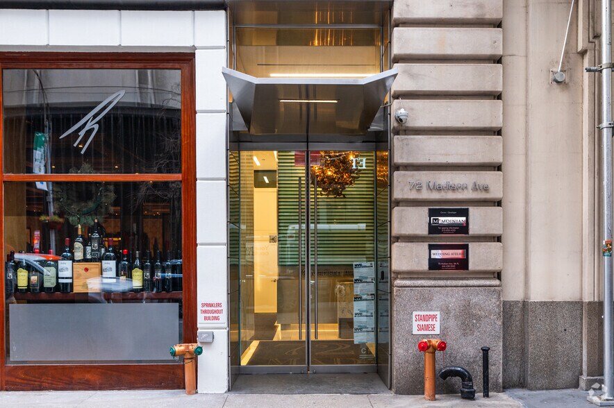 72 Madison Ave, New York, NY à louer - Photo du bâtiment - Image 3 de 4